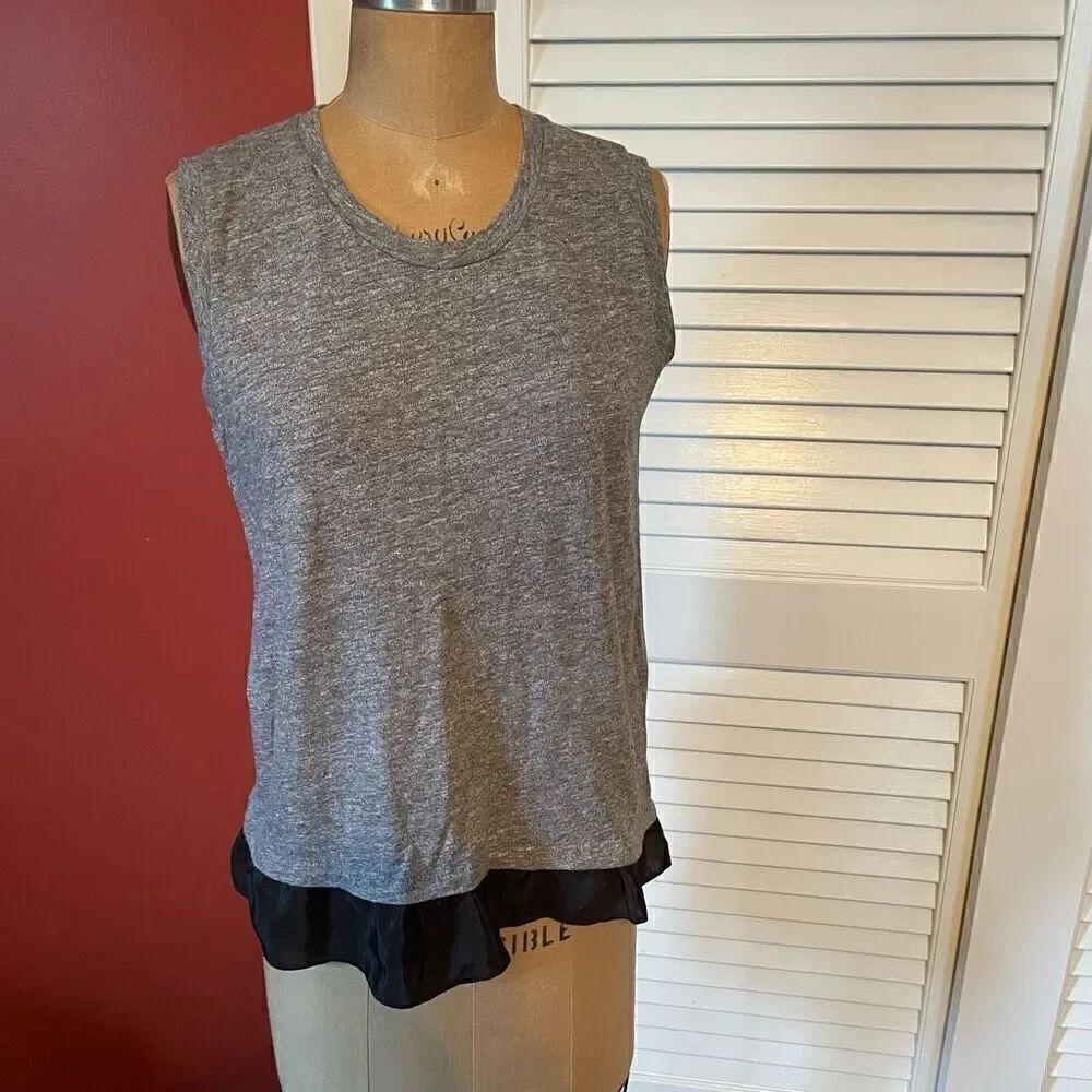 J CREW | grey tank with black ruffle hem XS
